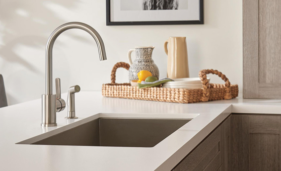 https://www.peerlessfaucet.com/sites/peerless/files/2019-06/single-handle.jpg